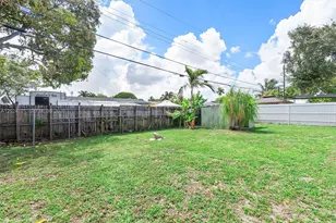 2321 Gulfstream Dr, Miramar, FL 33023 - Photo 27