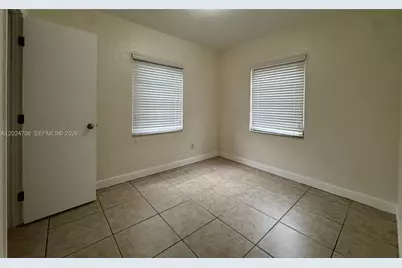 1320 NW 87th St, Miami, FL 33147 - Photo 9