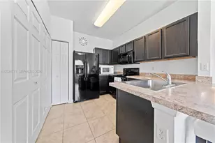 3535 NW 29th Ct, Lauderdale Lakes, FL 33311 - Photo 9