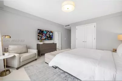 1435 Brickell Ave #3410, Miami, FL 33131 - Photo 5