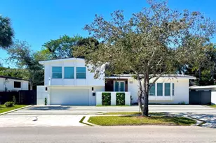 19960 Highland Lakes Blvd, Miami, FL 33179 - Photo 1