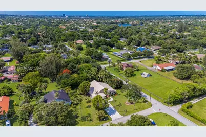 14501 SW 18th Ct, Davie, FL 33325 - Photo 59