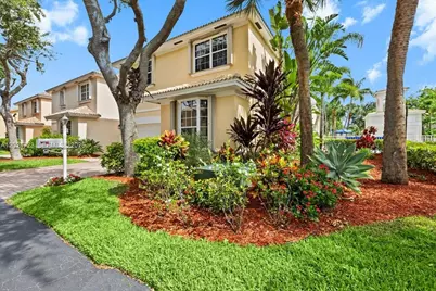 1241 Grant St, Hollywood, FL 33019 - Photo 1