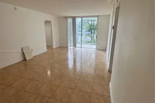 486 NW 165th St Rd, Miami, FL 33169 - Photo 3