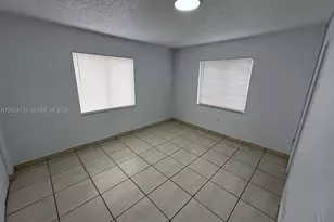 6278 W 22nd Ct, Hialeah, FL 33016 - Photo 5