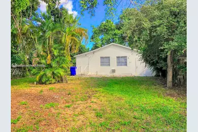 5647 NW 5th Ct #B, Miami, FL 33127 - Photo 5