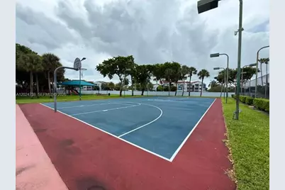 6449 NW 171st St #0, Hialeah, FL 33015 - Photo 33
