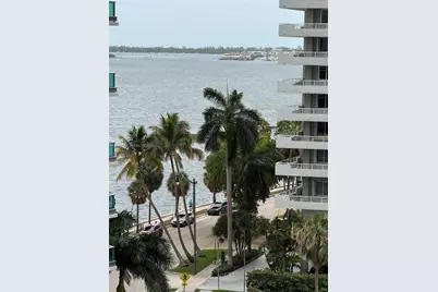 1300 Brickell Bay Dr #1007, Miami, FL 33131 - Photo 13