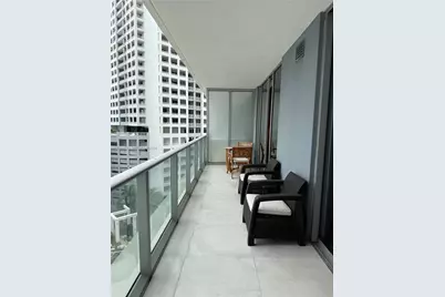 1300 Brickell Bay Dr #1007, Miami, FL 33131 - Photo 15