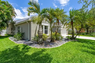 632 Carrington Ln, Weston, FL 33326 - Photo 33
