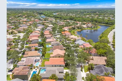 632 Carrington Ln, Weston, FL 33326 - Photo 45