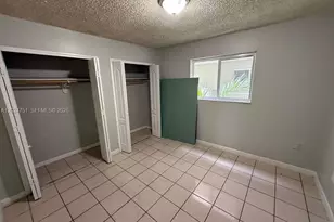 10000 NW 80th Ct, Hialeah Gardens, FL 33016 - Photo 7