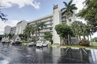 3100 W Rolling Hills Cir #403, Davie, FL 33328 - Photo 35