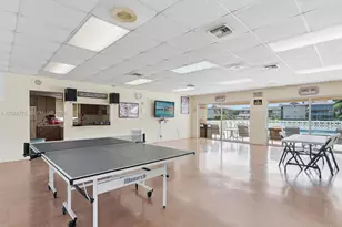 1817 S Ocean Dr, Hallandale Beach, FL 33009 - Photo 35