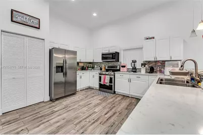 2804 Washington Dr, Fort Lauderdale, FL 33311 - Photo 9
