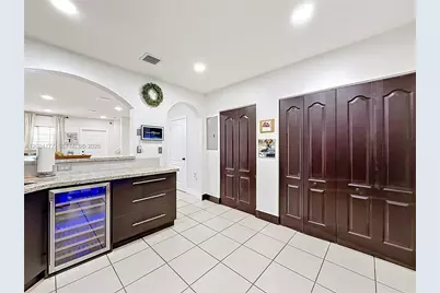 7699 W 36th Ave #1, Hialeah, FL 33018 - Photo 9