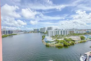 3370 Hidden Bay Dr, Aventura, FL 33180 - Photo 23