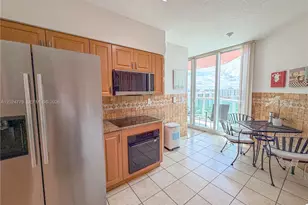 3370 Hidden Bay Dr, Aventura, FL 33180 - Photo 11