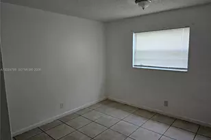 2451 NW 8th Pl, Fort Lauderdale, FL 33311 - Photo 5