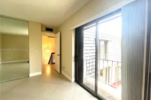 246 Woodland Rd, Palm Springs, FL 33461 - Photo 15