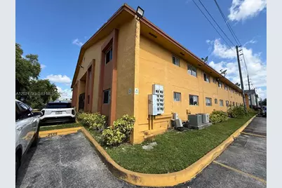 1501 W 42nd St #110, Hialeah, FL 33012 - Photo 1