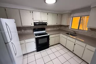 1501 W 42nd St, Hialeah, FL 33012 - Photo 3