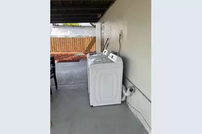 2561 NW 18th Ct #0, Fort Lauderdale, FL 33311 - Photo 5