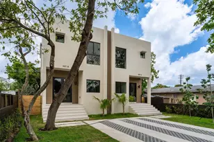 1917 NW 17th St, Miami, FL 33125 - Photo 33
