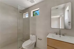 1917 NW 17th St, Miami, FL 33125 - Photo 27