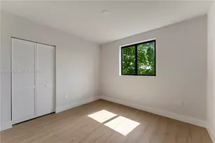 1917 NW 17th St, Miami, FL 33125 - Photo 27