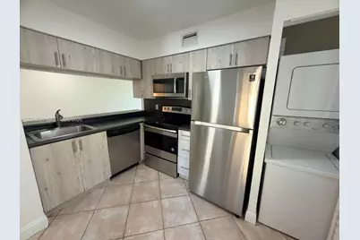 1025 Coral Club Dr #1025, Coral Springs, FL 33071 - Photo 3
