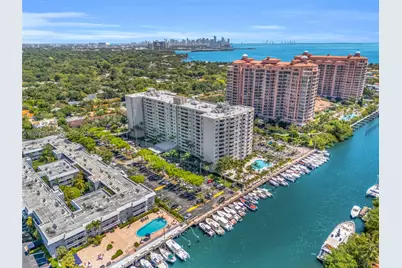 90 Edgewater Dr #1201, Coral Gables, FL 33133 - Photo 3
