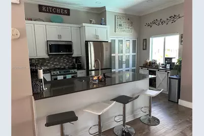14127 SW 161st Pl, Miami, FL 33196 - Photo 13