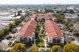 6851 SW 44th St, Miami, FL 33155 - Photo 3