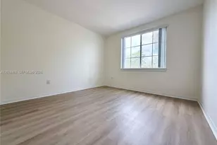 6851 SW 44th St, Miami, FL 33155 - Photo 5