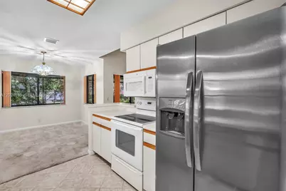 9347 N Chelsea Dr N, Plantation, FL 33324 - Photo 13