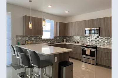 10510 NW 78th Ter #10510, Doral, FL 33178 - Photo 5