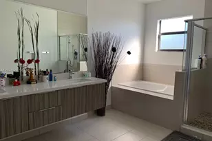10510 NW 78th Terrace, Doral, FL 33178 - Photo 9