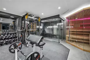420 N Hibiscus Dr, Miami Beach, FL 33139 - Photo 29