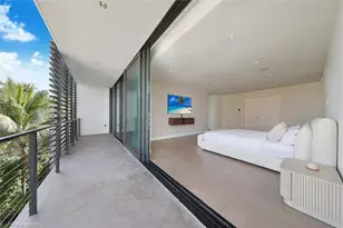 420 N Hibiscus Dr, Miami Beach, FL 33139 - Photo 19