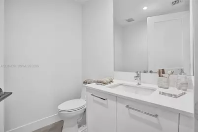 153 N Seabreeze #1403, Fort Lauderdale, FL 33304 - Photo 27