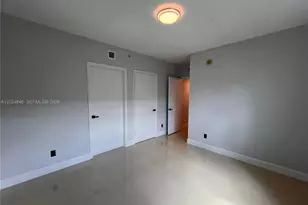 14951 Royal Oaks Ln, North Miami, FL 33181 - Photo 11