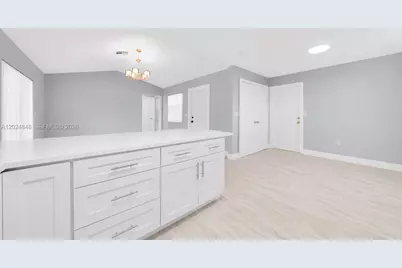 10520 NW 41st St #10520, Coral Springs, FL 33065 - Photo 5