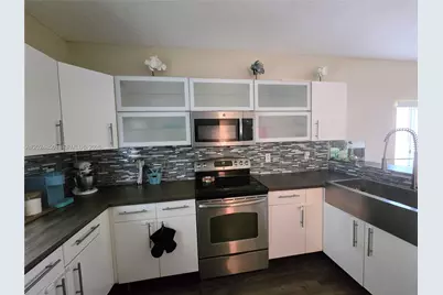 1236 NE 32nd Ave, Homestead, FL 33033 - Photo 33
