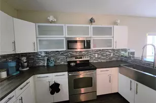 1236 NE 32nd Ave, Homestead, FL 33033 - Photo 33