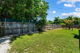 22300 SW 117th Ave, Miami, FL 33170 - Photo 21