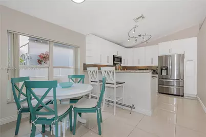 16269 SW 6th St, Pembroke Pines, FL 33027 - Photo 13