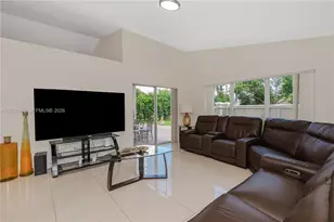 16269 SW 6th St, Pembroke Pines, FL 33027 - Photo 15