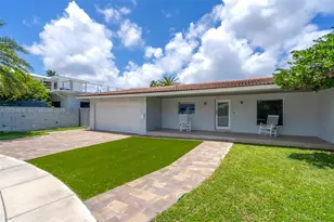 1261 NE 82nd St, Miami, FL 33138 - Photo 5