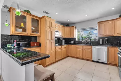1261 NE 82nd St, Miami, FL 33138 - Photo 13